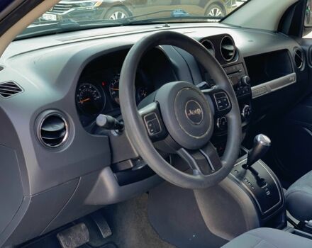 Синій Джип Compass, об'ємом двигуна 2.4 л та пробігом 207 тис. км за 9999 $, фото 7 на Automoto.ua