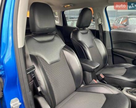 Джип Compass 2017 у Львові на Automoto.ua Синій Джип Compass, об'ємом двигуна 2.36 л та пробігом 117 тис. км за 15800 $, фото 27 на Automoto.ua