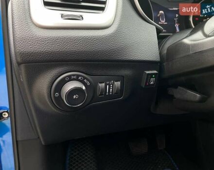 Джип Compass 2017 у Львові на Automoto.ua Синій Джип Compass, об'ємом двигуна 2.36 л та пробігом 117 тис. км за 15800 $, фото 14 на Automoto.ua