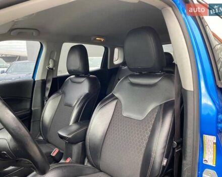 Джип Compass 2017 у Львові на Automoto.ua Синій Джип Compass, об'ємом двигуна 2.36 л та пробігом 117 тис. км за 15800 $, фото 21 на Automoto.ua