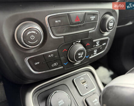 Синий Джип Компас, объемом двигателя 2.4 л и пробегом 150 тыс. км за 9999 $, фото 22 на Automoto.ua