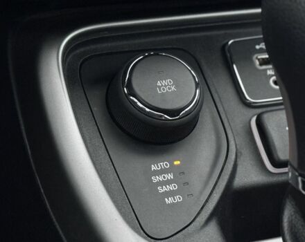 Синій Джип Compass, об'ємом двигуна 2.4 л та пробігом 80 тис. км за 13450 $, фото 17 на Automoto.ua