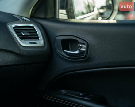 Синий Джип Компас, объемом двигателя 2.36 л и пробегом 97 тыс. км за 17900 $, фото 36 на Automoto.ua