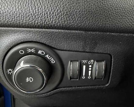 Джип Компас 2018 в Киеве на Automoto.ua Синий Джип Компас, объемом двигателя 2.4 л и пробегом 147 тыс. км за 12990 $, фото 15 на Automoto.ua