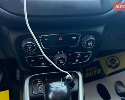 Синий Джип Компас, объемом двигателя 2.36 л и пробегом 110 тыс. км за 15500 $, фото 17 на Automoto.ua