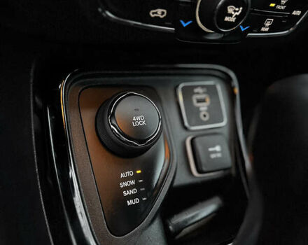 Синий Джип Компас, объемом двигателя 2.36 л и пробегом 139 тыс. км за 15300 $, фото 30 на Automoto.ua