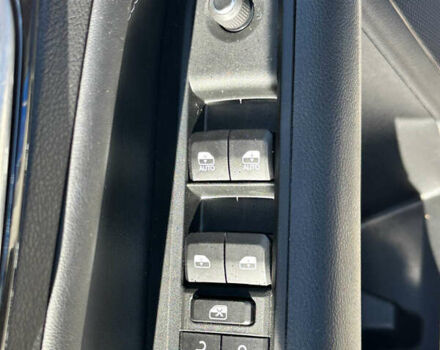 Синій Джип Compass, об'ємом двигуна 2 л та пробігом 82 тис. км за 20999 $, фото 26 на Automoto.ua