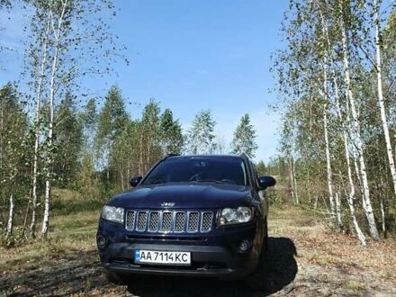 Джип Компас 2015 в Киеве на Automoto.ua Синий Джип Компас, объемом двигателя 2.36 л и пробегом 220 тыс. км за 9700 $, фото 1 на Automoto.ua