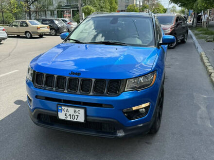 Джип Compass 2018 у Києві на Automoto.ua Синій Джип Compass, об'ємом двигуна 2.36 л та пробігом 89 тис. км за 16500 $, фото 1 на Automoto.ua