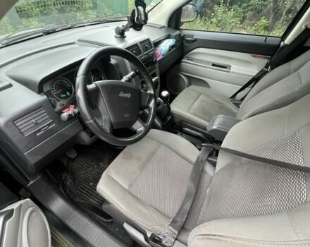 Зелений Джип Compass, об'ємом двигуна 2 л та пробігом 250 тис. км за 2835 $, фото 6 на Automoto.ua