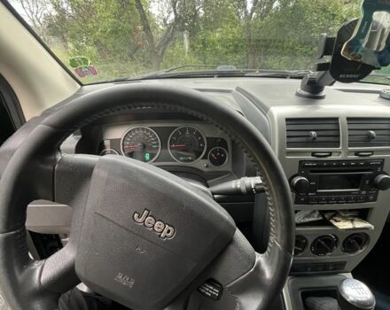 Зелений Джип Compass, об'ємом двигуна 2 л та пробігом 250 тис. км за 3244 $, фото 5 на Automoto.ua