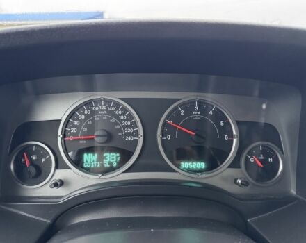 Зеленый Джип Компас, объемом двигателя 2 л и пробегом 305 тыс. км за 4499 $, фото 10 на Automoto.ua