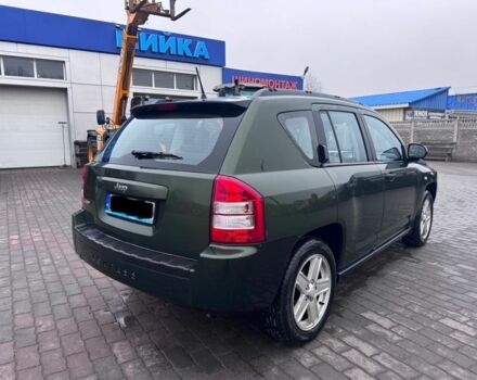 Зеленый Джип Компас, объемом двигателя 2 л и пробегом 300 тыс. км за 4500 $, фото 2 на Automoto.ua