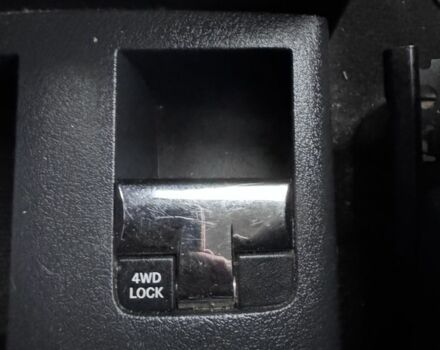 Зеленый Джип Компас, объемом двигателя 2 л и пробегом 305 тыс. км за 4499 $, фото 13 на Automoto.ua