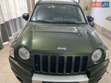 Джип Compass 2008 у Краматорске на Automoto.ua Зелений Джип Compass, об'ємом двигуна 2.36 л та пробігом 54 тис. км за 7999 $, фото 1 на Automoto.ua