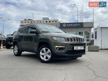 Джип Компас 2019 в Киеве на Automoto.ua Зеленый Джип Компас, объемом двигателя 2.36 л и пробегом 49 тыс. км за 17800 $, фото 1 на Automoto.ua