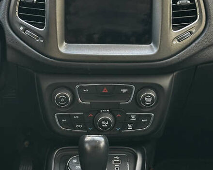 Помаранчевий Джип Compass, об'ємом двигуна 0 л та пробігом 211 тис. км за 13700 $, фото 30 на Automoto.ua