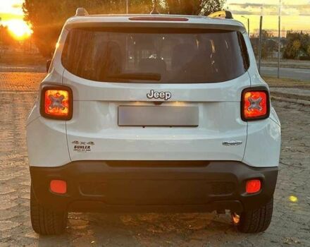 Белый Джип Другая, объемом двигателя 2.4 л и пробегом 77 тыс. км за 8600 $, фото 4 на Automoto.ua