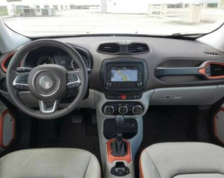 Белый Джип Другая, объемом двигателя 2.4 л и пробегом 70 тыс. км за 7000 $, фото 8 на Automoto.ua