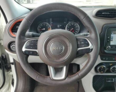 Белый Джип Другая, объемом двигателя 2.4 л и пробегом 70 тыс. км за 7000 $, фото 11 на Automoto.ua