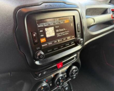 Белый Джип Другая, объемом двигателя 2.4 л и пробегом 88 тыс. км за 7800 $, фото 12 на Automoto.ua