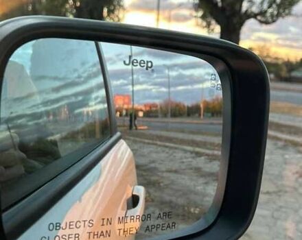 Белый Джип Другая, объемом двигателя 2.4 л и пробегом 77 тыс. км за 8600 $, фото 13 на Automoto.ua