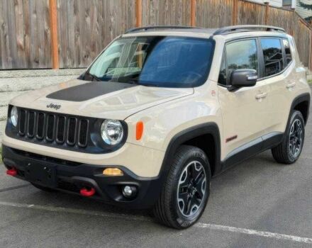 Белый Джип Другая, объемом двигателя 2.4 л и пробегом 88 тыс. км за 7800 $, фото 1 на Automoto.ua