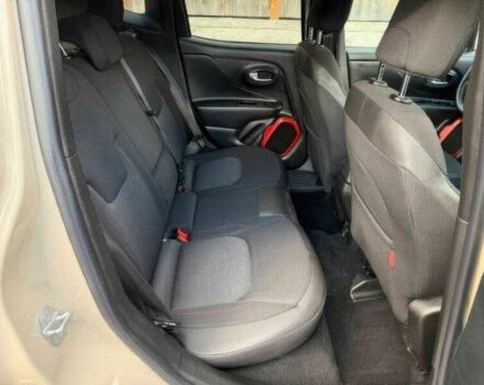 Белый Джип Другая, объемом двигателя 2.4 л и пробегом 88 тыс. км за 7800 $, фото 8 на Automoto.ua