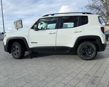 Білий Джип Інша, об'ємом двигуна 2.4 л та пробігом 177 тис. км за 13900 $, фото 5 на Automoto.ua