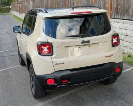 Белый Джип Другая, объемом двигателя 2.4 л и пробегом 88 тыс. км за 7800 $, фото 5 на Automoto.ua