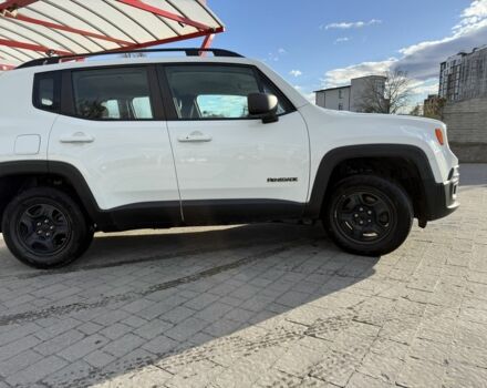 Білий Джип Інша, об'ємом двигуна 2.4 л та пробігом 177 тис. км за 13900 $, фото 1 на Automoto.ua