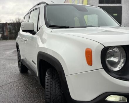 Білий Джип Інша, об'ємом двигуна 2.4 л та пробігом 230 тис. км за 12300 $, фото 7 на Automoto.ua