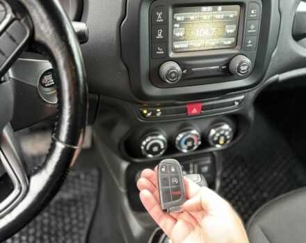 Білий Джип Інша, об'ємом двигуна 2.4 л та пробігом 230 тис. км за 12300 $, фото 23 на Automoto.ua