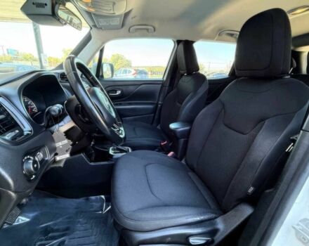 Белый Джип Другая, объемом двигателя 2.4 л и пробегом 34 тыс. км за 10200 $, фото 8 на Automoto.ua