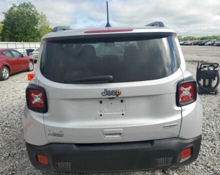 Белый Джип Другая, объемом двигателя 2.4 л и пробегом 144 тыс. км за 2100 $, фото 5 на Automoto.ua