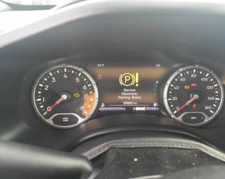 Белый Джип Другая, объемом двигателя 2.4 л и пробегом 144 тыс. км за 2100 $, фото 8 на Automoto.ua