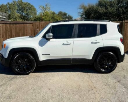 Белый Джип Другая, объемом двигателя 2.4 л и пробегом 34 тыс. км за 10200 $, фото 4 на Automoto.ua