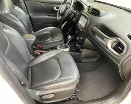 Белый Джип Другая, объемом двигателя 2.4 л и пробегом 47 тыс. км за 7100 $, фото 8 на Automoto.ua