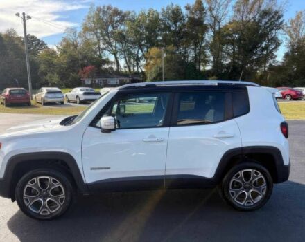 Белый Джип Другая, объемом двигателя 2.4 л и пробегом 38 тыс. км за 9500 $, фото 2 на Automoto.ua