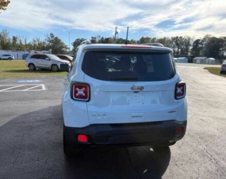 Белый Джип Другая, объемом двигателя 2.4 л и пробегом 38 тыс. км за 9500 $, фото 4 на Automoto.ua