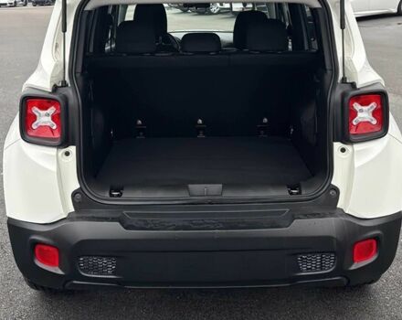 Белый Джип Другая, объемом двигателя 2.4 л и пробегом 32 тыс. км за 4000 $, фото 13 на Automoto.ua