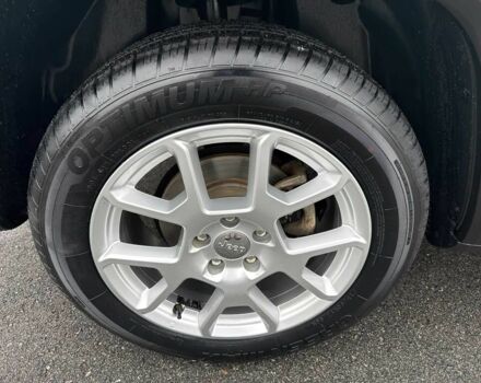 Белый Джип Другая, объемом двигателя 2.4 л и пробегом 32 тыс. км за 4000 $, фото 14 на Automoto.ua