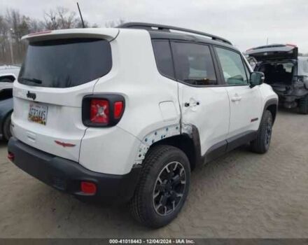 Белый Джип Другая, объемом двигателя 1.3 л и пробегом 18 тыс. км за 4000 $, фото 3 на Automoto.ua