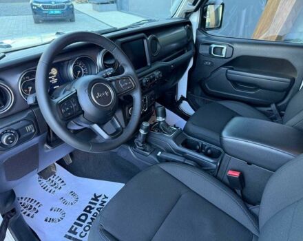 Белый Джип Другая, объемом двигателя 3.6 л и пробегом 3 тыс. км за 36500 $, фото 4 на Automoto.ua