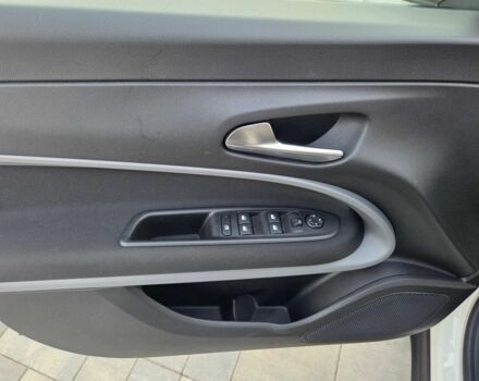 Белый Джип Другая, объемом двигателя 0 л и пробегом 13 тыс. км за 16999 $, фото 15 на Automoto.ua