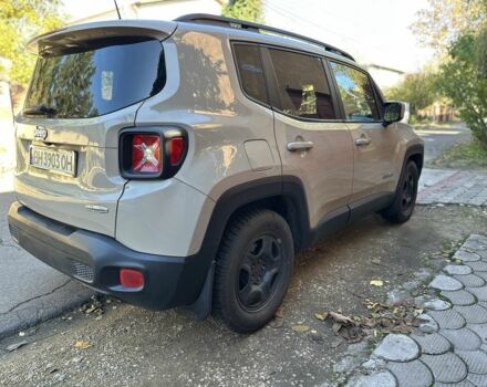 Бежевый Джип Другая, объемом двигателя 2.4 л и пробегом 83 тыс. км за 11950 $, фото 2 на Automoto.ua