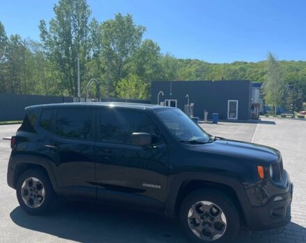 Черный Джип Другая, объемом двигателя 2.4 л и пробегом 158 тыс. км за 12000 $, фото 2 на Automoto.ua