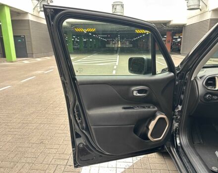 Черный Джип Другая, объемом двигателя 2.4 л и пробегом 313 тыс. км за 12500 $, фото 13 на Automoto.ua