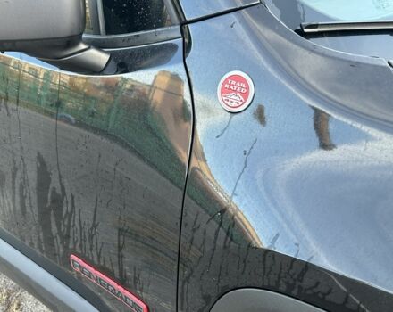 Чорний Джип Інша, об'ємом двигуна 2.4 л та пробігом 160 тис. км за 8500 $, фото 2 на Automoto.ua