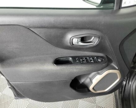 Черный Джип Другая, объемом двигателя 0 л и пробегом 68 тыс. км за 11000 $, фото 15 на Automoto.ua